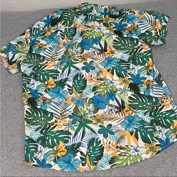 Alex Vando Mens Hawaiian Shirt Size XL Camp Tropical Floral Summer Vacation - Picture 7 of 8